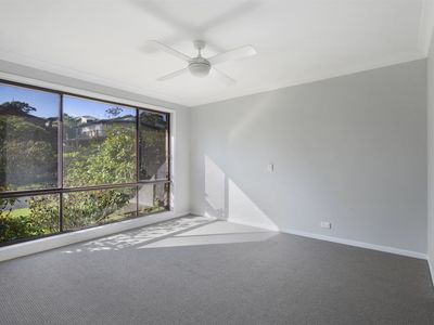 6 Taurus Spur, Narrawallee