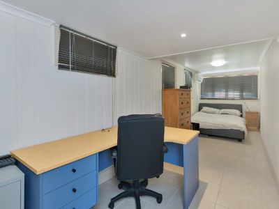 1 Alice Street, Silkstone