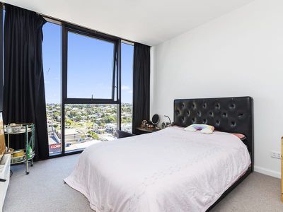 30808 / 300 Old Cleveland Road, Coorparoo