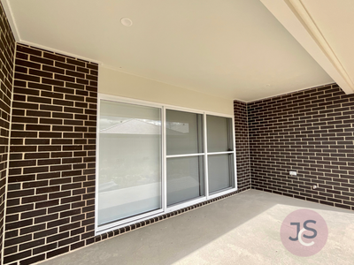 31 Arklow Cresent, Chisholm