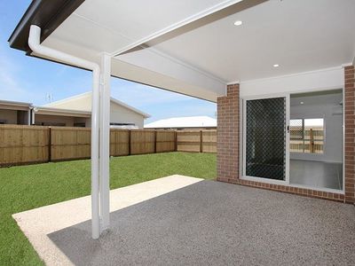 27 Chestnut Crescent, Caloundra West