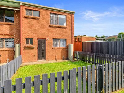 70 / 3 Amie Court, Springwood