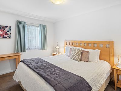 212 / 126-128 Mounts Bay Road, Perth