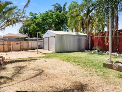 18 Collins Street, Piccadilly