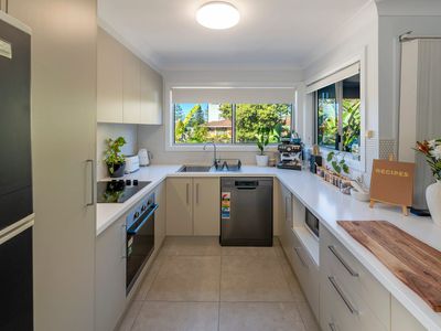 2 / 23 Wharf Street, Woolgoolga