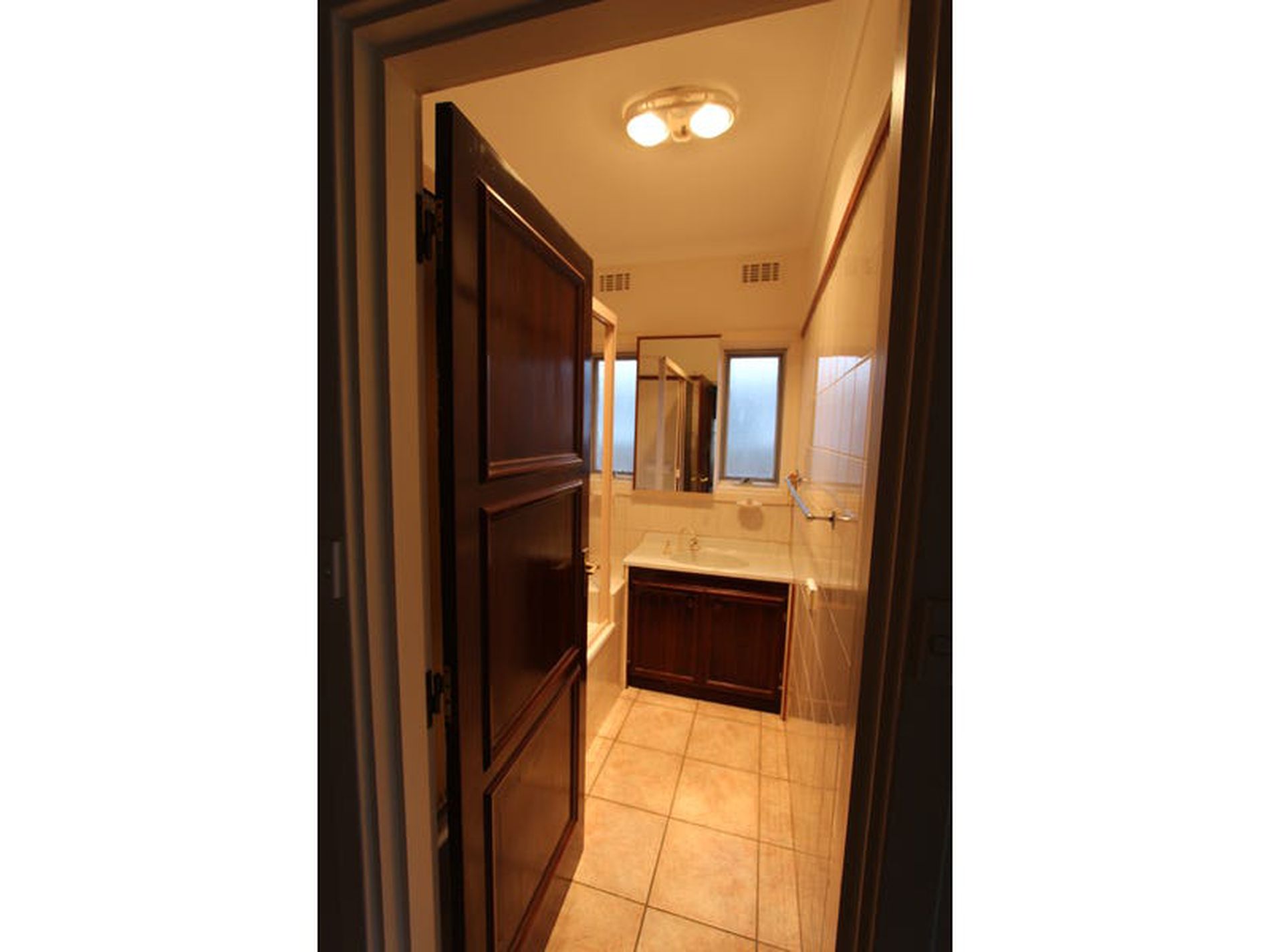 560 Thompson Road, Norlane