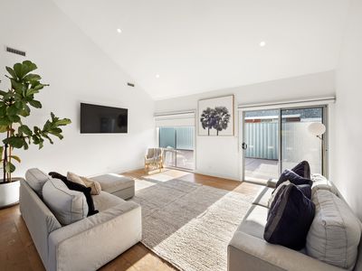 18 Cunninghame Street, Sale