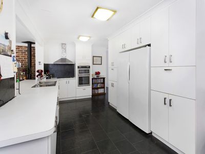 50 Devonshire Crescent, Oak Flats
