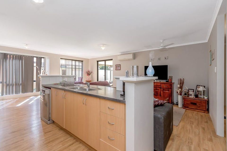 46 Wittecarra Crescent, Port Kennedy