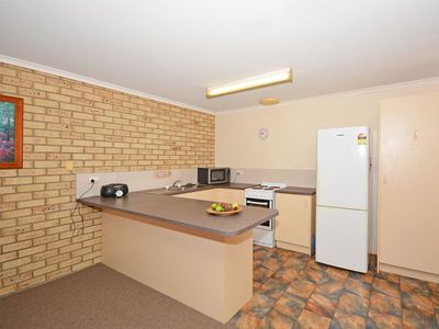 3 / 33 King Street, Urangan