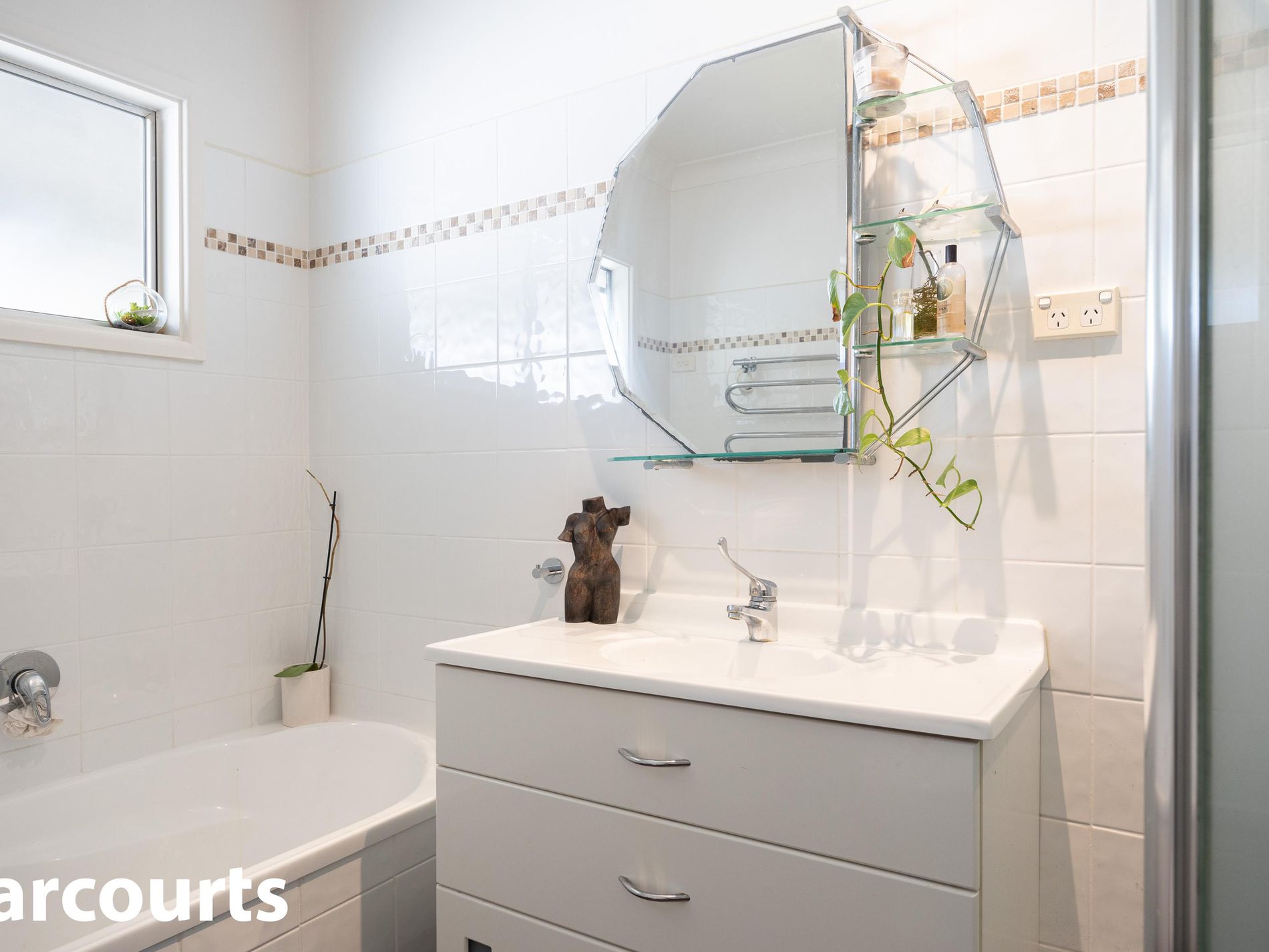 19 South Pacific Crescent, Ulladulla