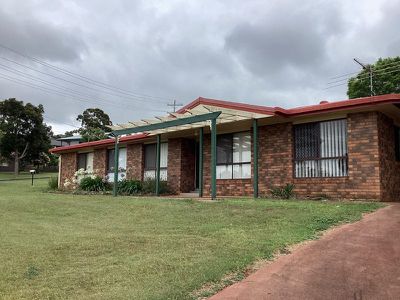 11 Nolan Drive, Kingaroy