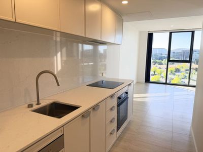 711 / 72 Allara Street, City