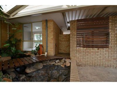 57 Portcullis Drive, Willetton