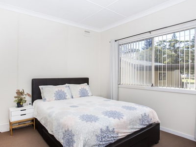 52 McDonald Parade, Burrill Lake