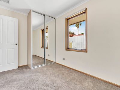 7 Begonia Court , Parafield Gardens