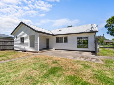 90 Barkly Street, Sale