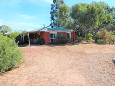 16 Longwood Rd, Avenel