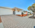 11 Casitas Street, Champion Lakes