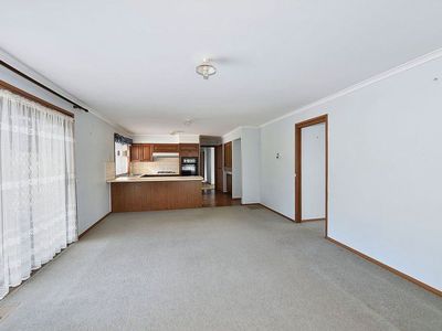 15 Raes Road, Sunbury