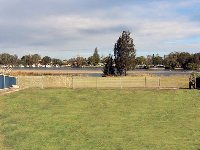 26 Rest Point Parade, Tuncurry