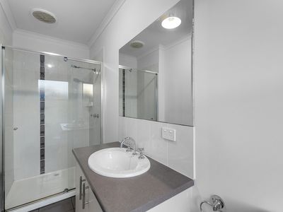 6 Laurel Lane, Pakenham