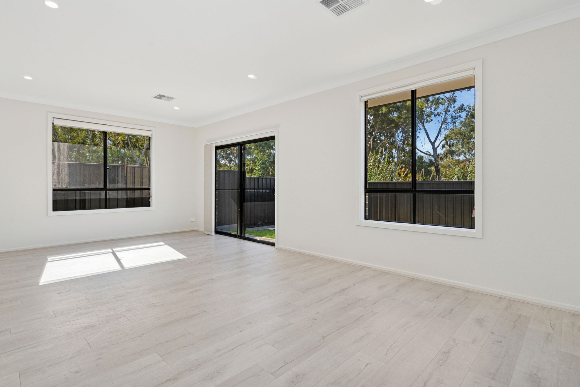 16 Ancell Court, Valley View