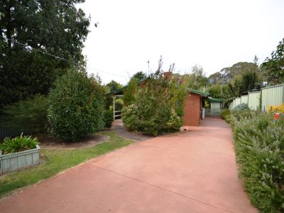 2 Omeo Court , Tawonga South