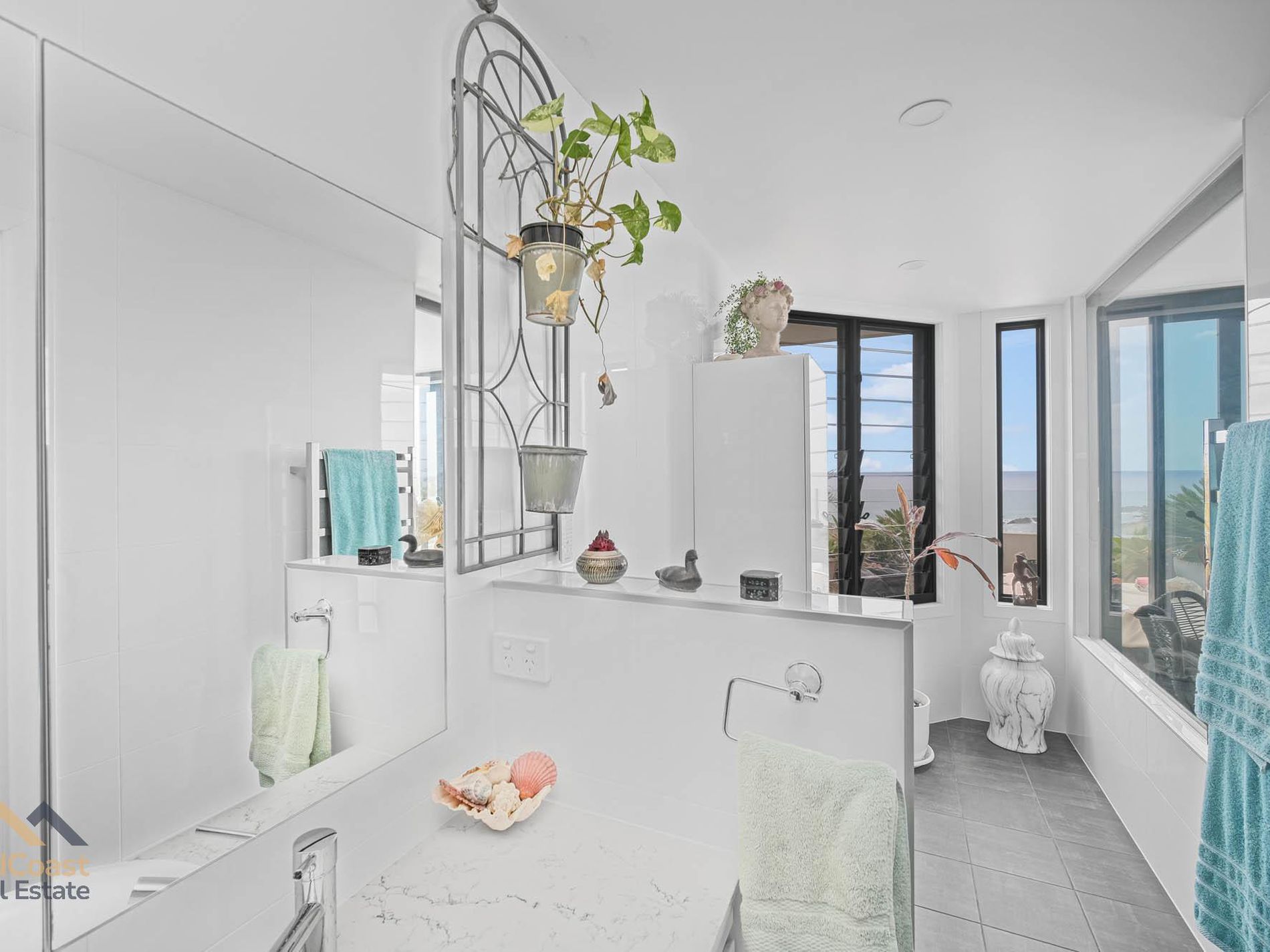 702 / 45 Head Street, Forster