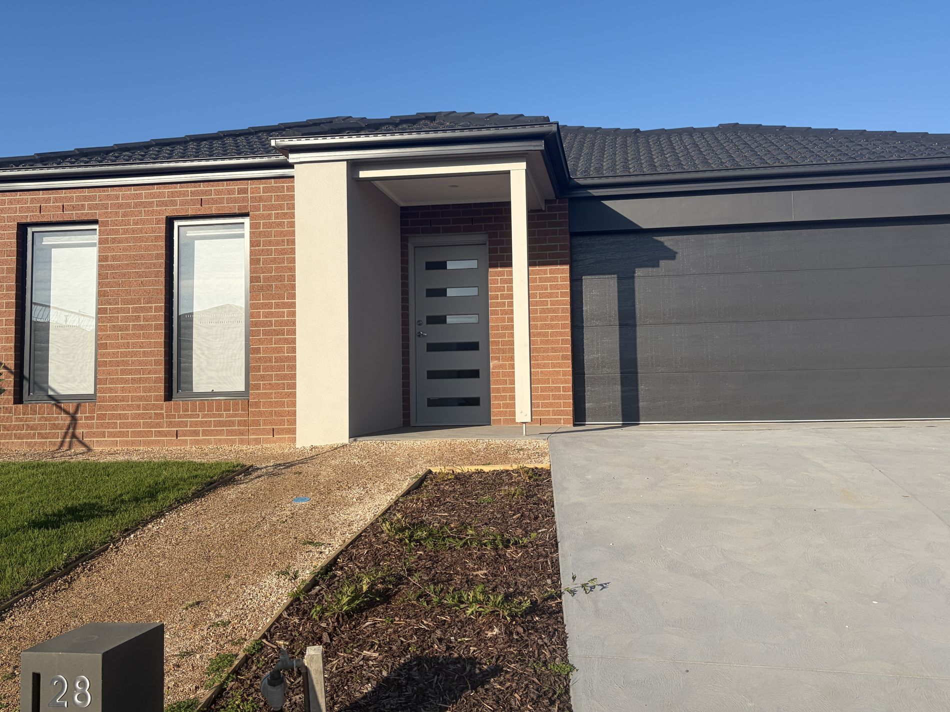 28 Rhea Drive, Leopold