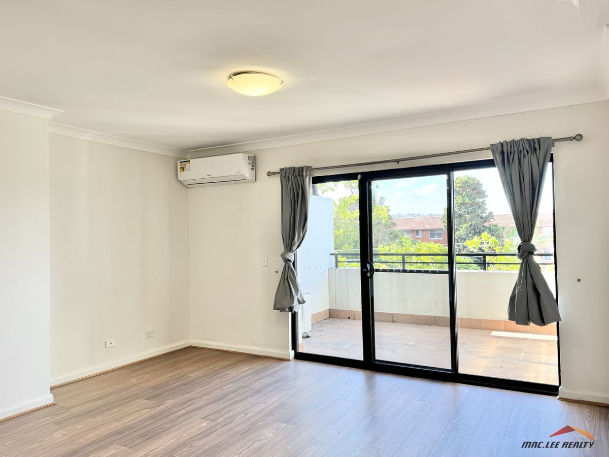 12 / 3-11 Hawkesbury Avenue, Dee...