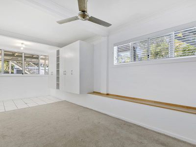 2 / 120 Cypress Street, Torquay