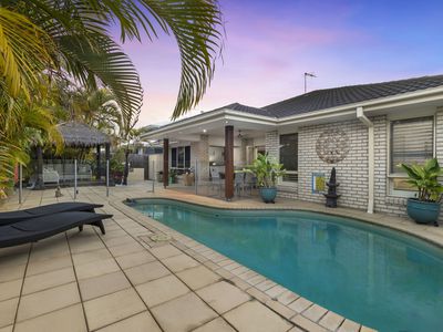 6 Brush Box Place, Wakerley