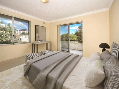 9 / 24 Carrington Avenue, Hurstville