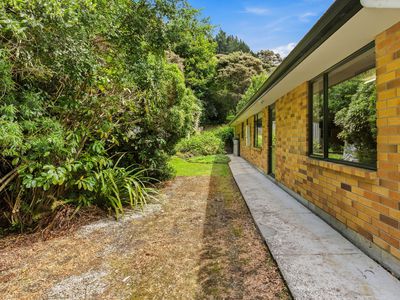 2 Ronay Street, Bradford