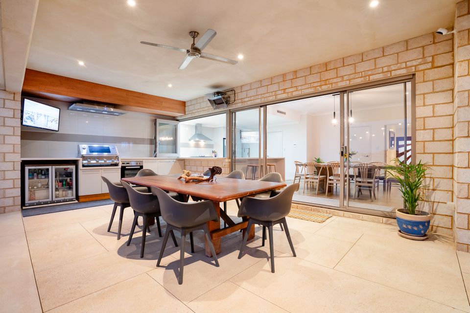 43 Holloways Ridge, Secret Harbour