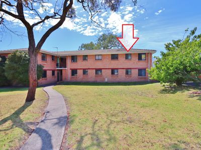 5 / 2 Lakeside Drive, Eden