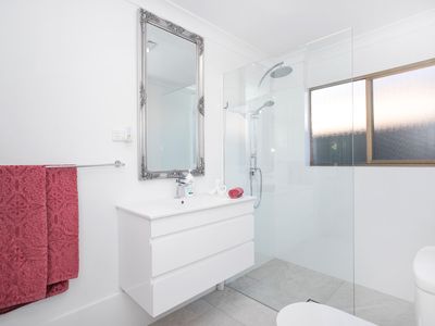 30 Bangalow Street, Narrawallee