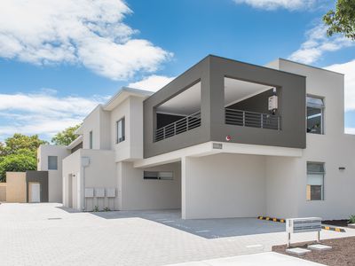 2/59 Balcombe Way, Westminster