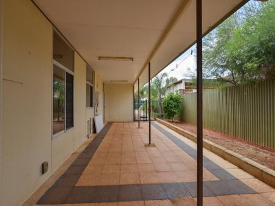 87 Killarney Street, Lamington