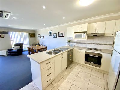 1C McMillan Place, Forbes