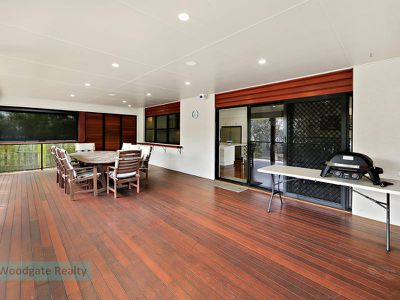 31 Esplanade, Woodgate