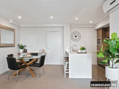 94 / 172 Railway Parade, West Leederville