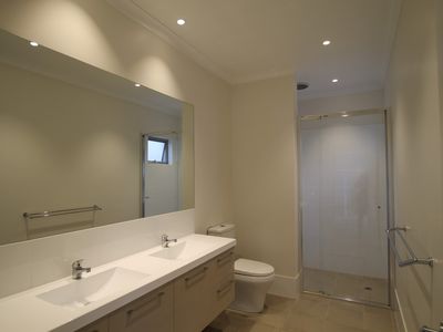 11 Fairway, Yokine