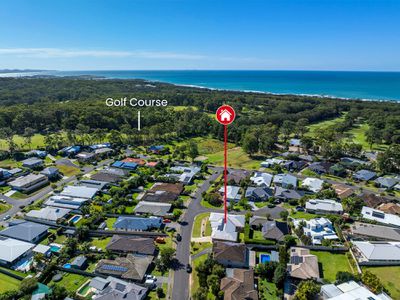 5 Admiralty Drive, Safety Beach