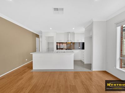 15 Lacebark Lane, Aintree