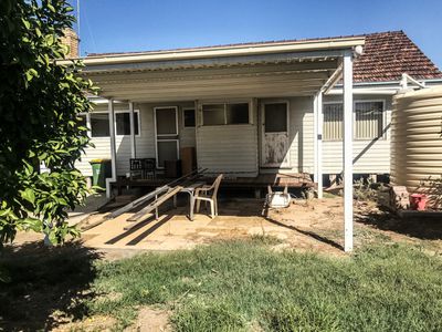 8  King George Street, Leitchville
