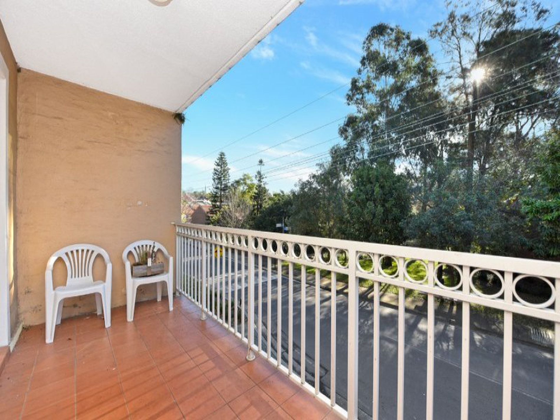 17 / 213 Wigram Road, Forest Lodge