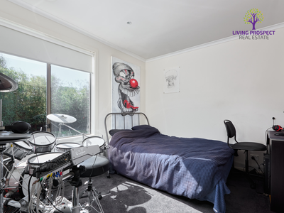 25 Haslewood Street, Point Cook