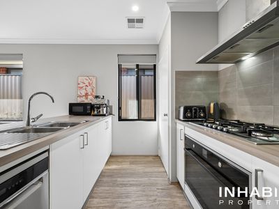 33 Heartwood Boulevard, Whitby